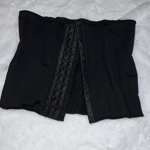 Skims waist trainer